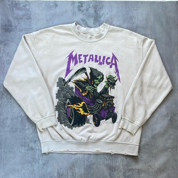 Metallica Other - Distressed Modern Metallica Crewneck Sweatshirt Here Comes Revenge